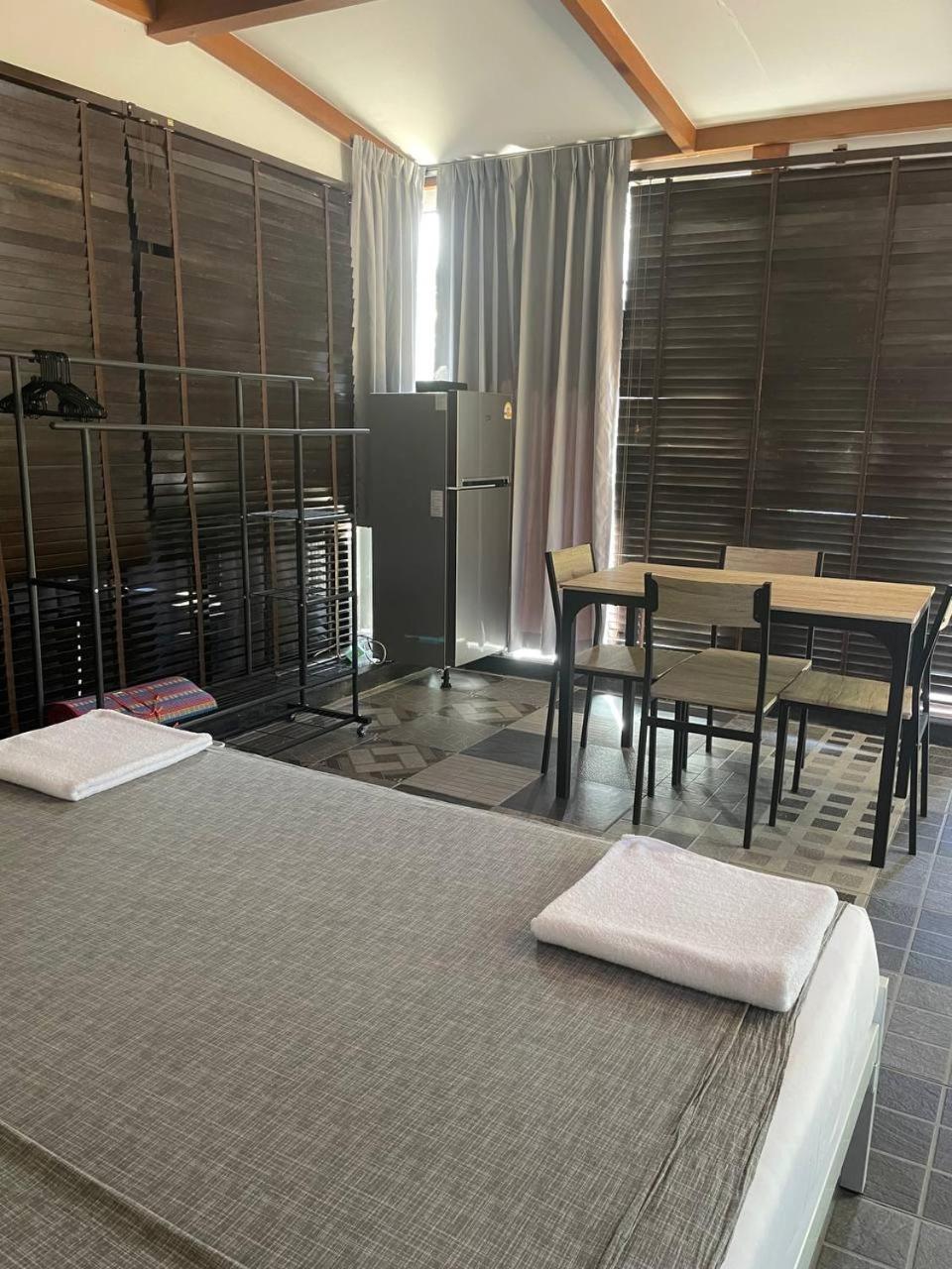 Maikhao Island 2 Guest house
